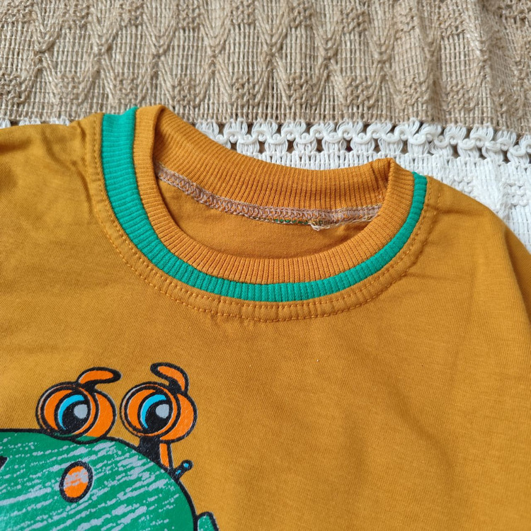 یقه کشتبافت